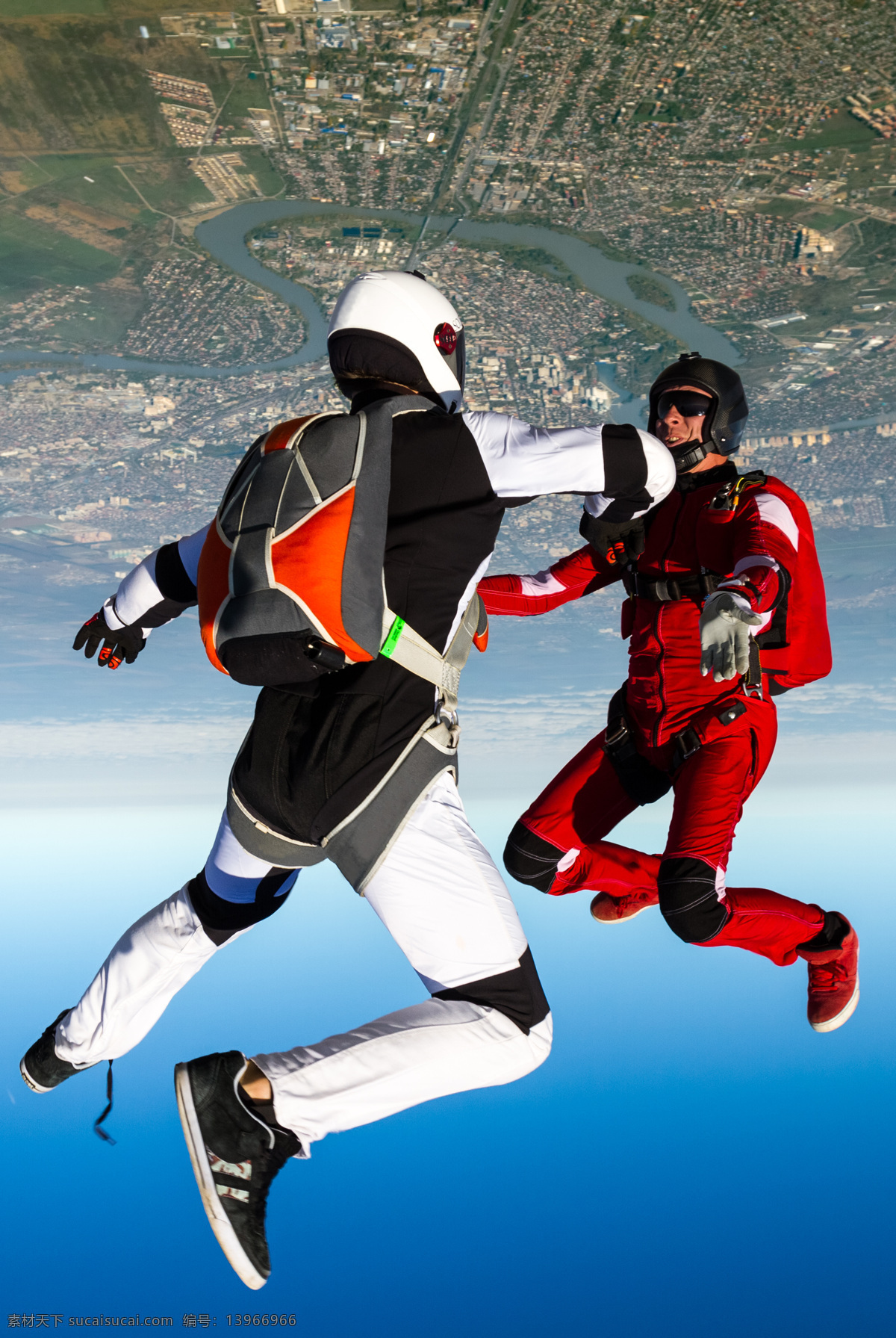 双人 跳伞 双人跳伞图片 空中 天空 运动 运动员 降落伞 体育运动 生活百科 黑色