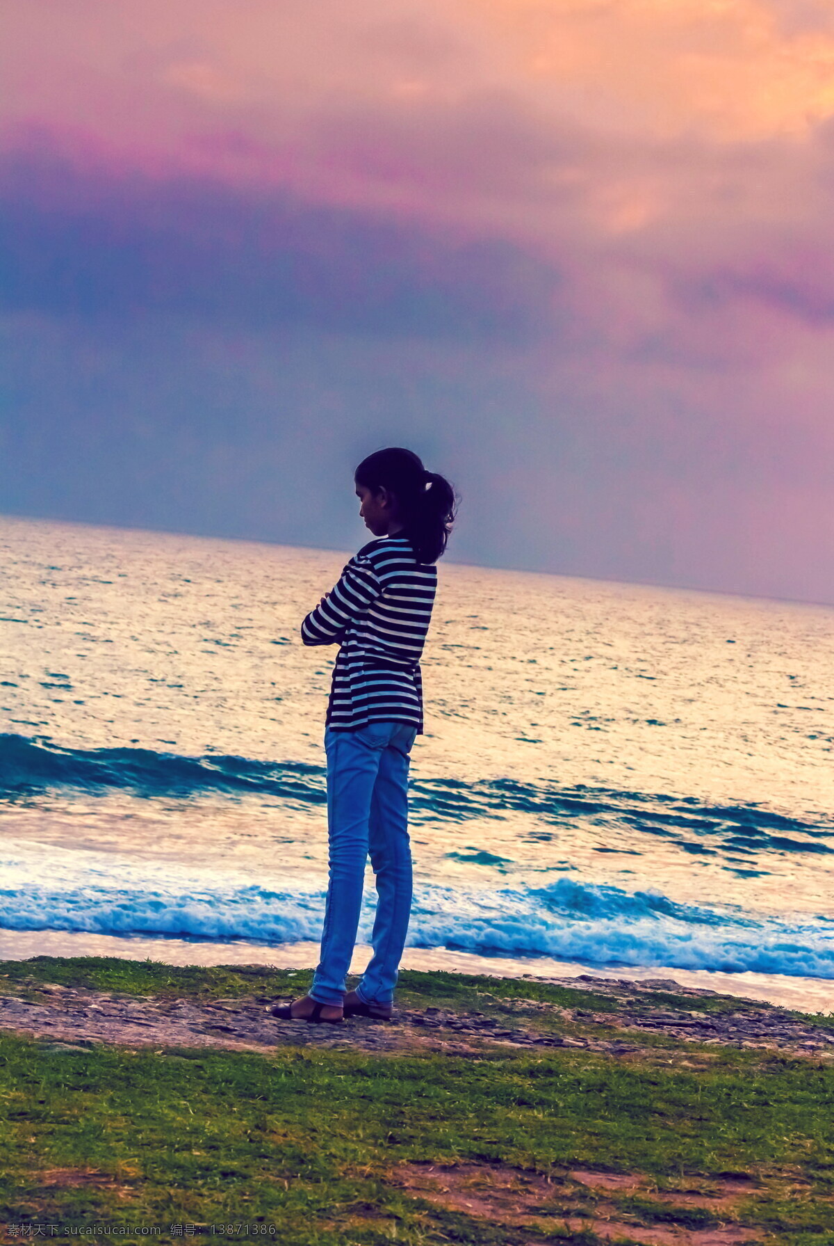 海边 女孩 背影 壁纸 高清 海边女孩 海岸海 大海