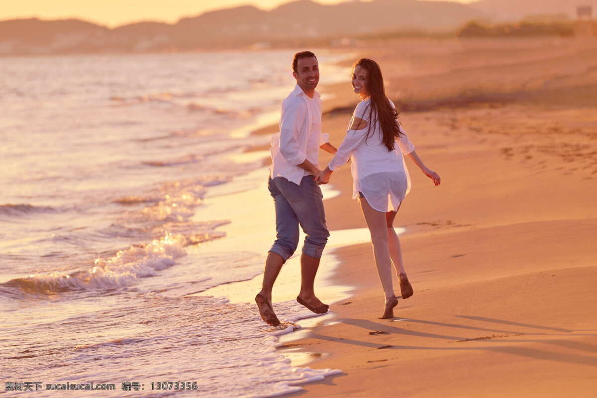 海边 跑步 浪漫 情侣 高清 唯美幸福 唯美 幸福 帅哥