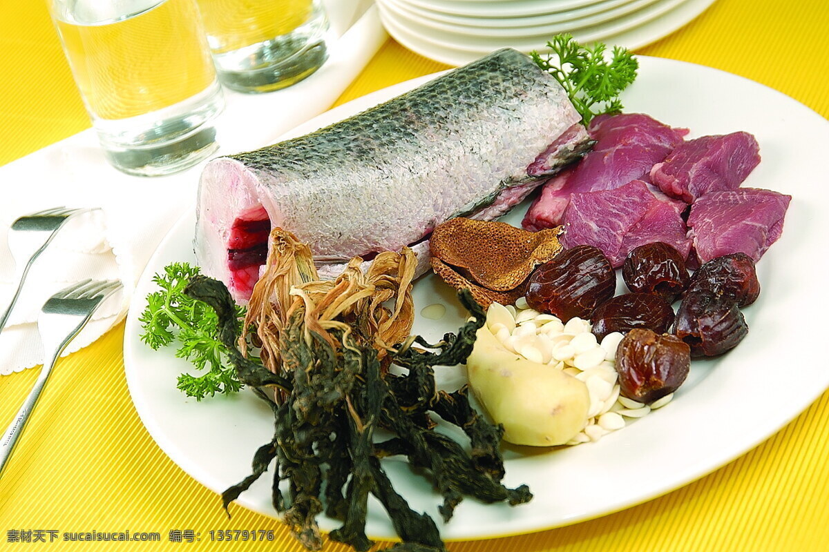 鱼肉 食 材 杏 汁 西洋 菜 生 鱼汤 中华美食 中国美食 美味佳肴 美食摄影 菜谱素材 餐饮美食