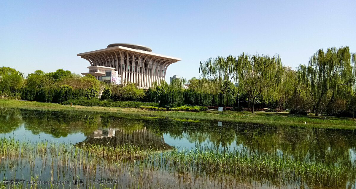 公园景色 公园 北京 景色 湖水 倒影 垂柳 自然景观 自然风景