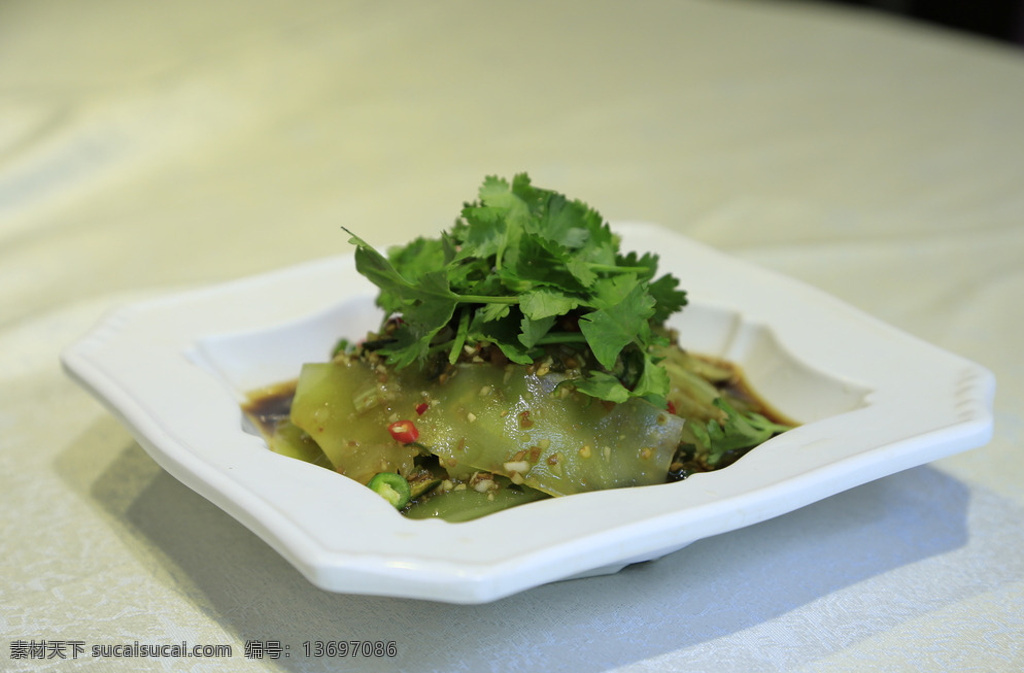 活捉青笋 活捉莴笋 凉拌莴笋 凉拌笋尖 白油莴笋 餐饮美食 传统美食