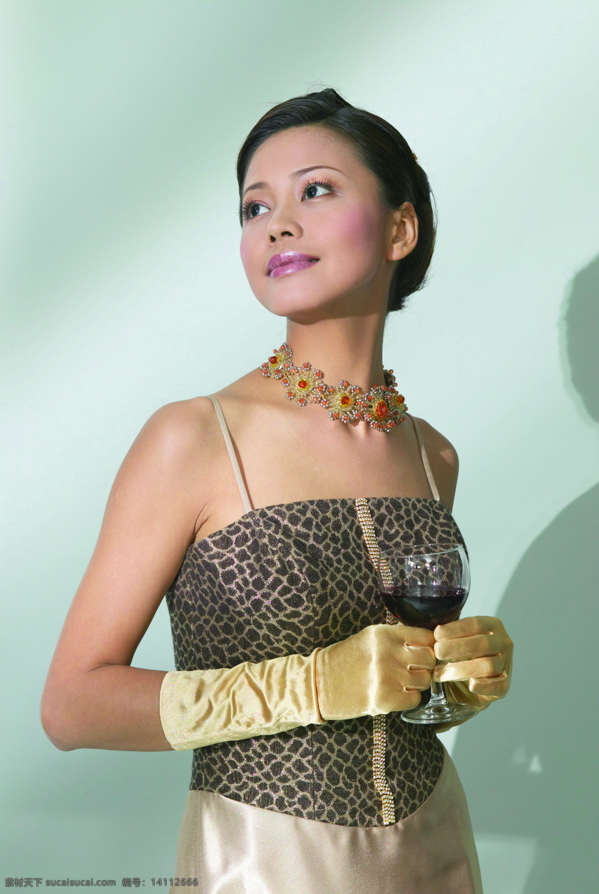 礼服 造型 人物图片 人物选型 各种造型 模特 姿势 亚洲女性 女人 人物图库 美女图片