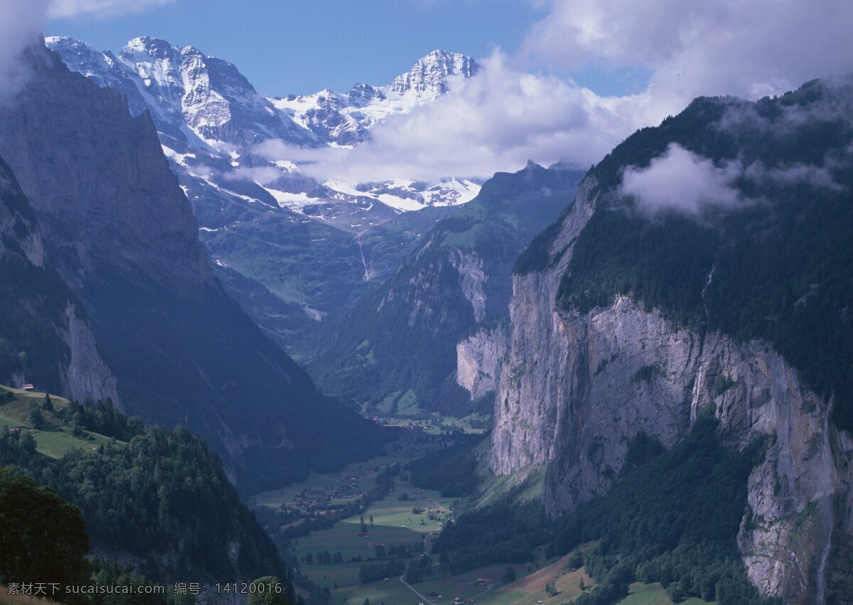 自然景观 风景 群山 人文景观 远眺 连绵山脉 开阔 生活 旅游餐饮