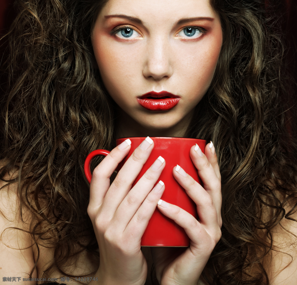 咖啡杯 美女图片 红唇 女人 美女 外国女人 外国人物 人物图片