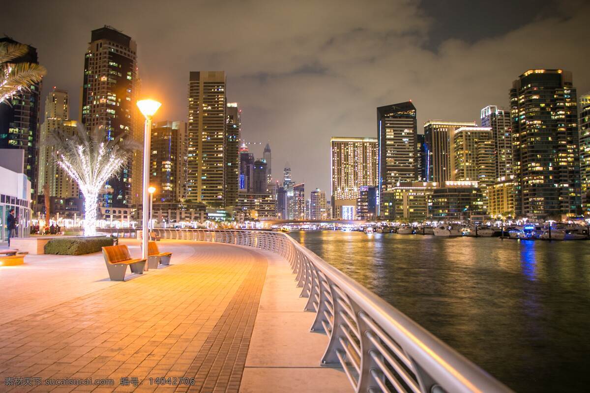 夜景 高楼 建筑 城市 天空 光 云 蓝色 背景 现代 科技 灯光 海 桥 路灯 自然景观 建筑景观