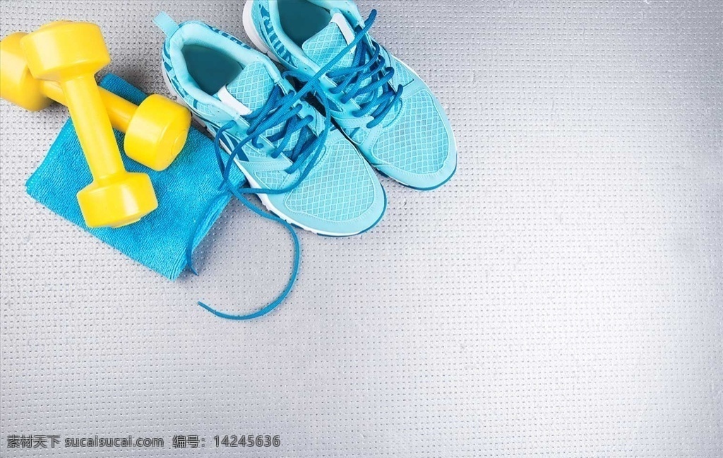 蓝色运动鞋 健身设备 健身工具 哑铃 黄色哑铃 女人哑铃 女孩哑铃 健身装备 体育用品 生活百科 生活用品